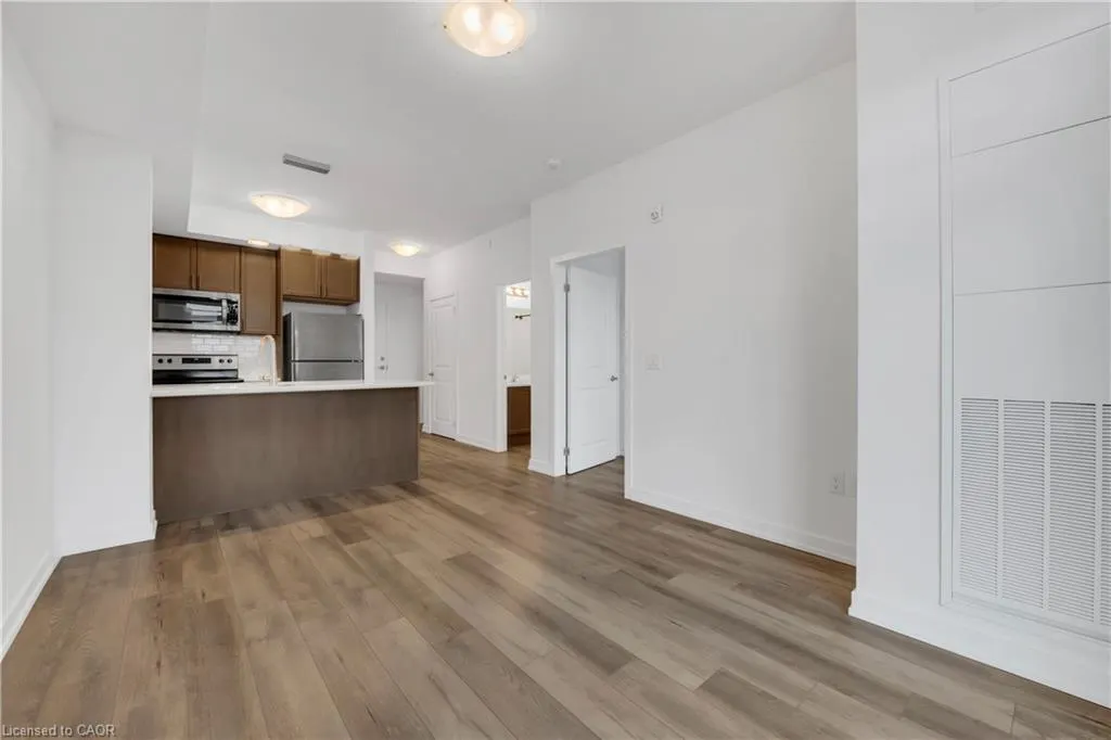 5055 Greenlane Road, #101