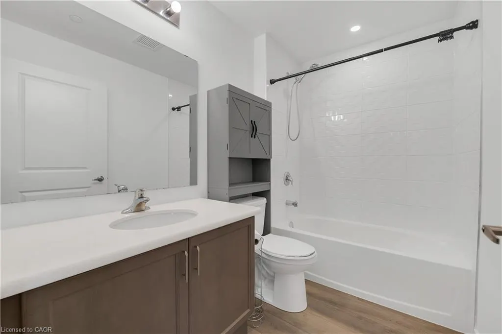 5055 Greenlane Road, #101