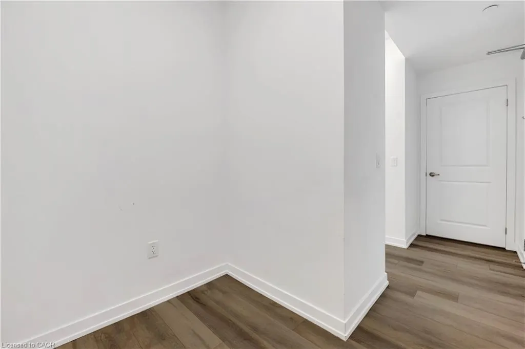 5055 Greenlane Road, #101