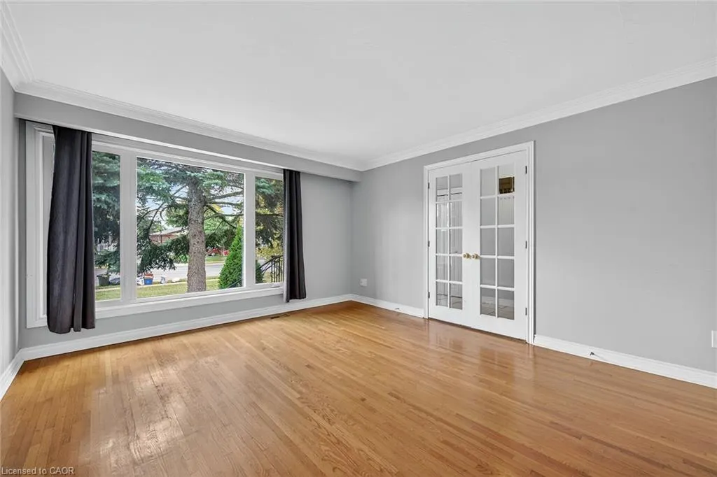 1008 Upper Wellington Street, #Upper Suite