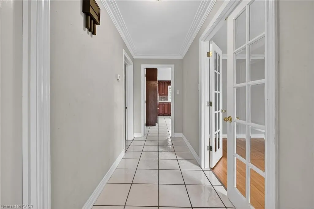 1008 Upper Wellington Street, #Upper Suite