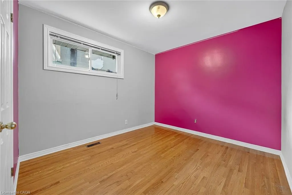 1008 Upper Wellington Street, #Upper Suite