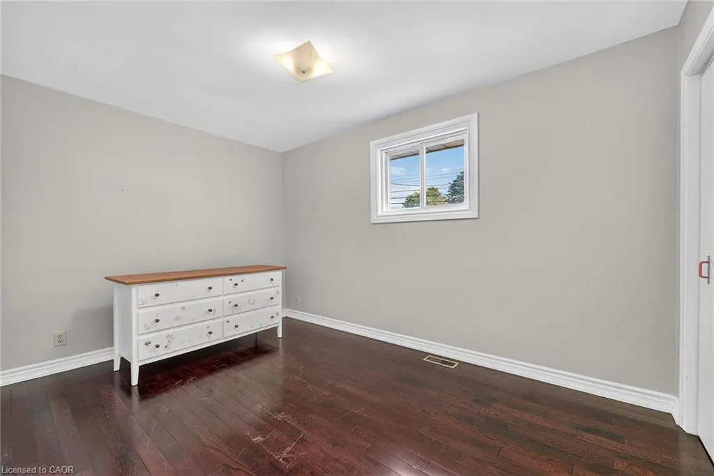 1008 Upper Wellington Street, #Upper Suite