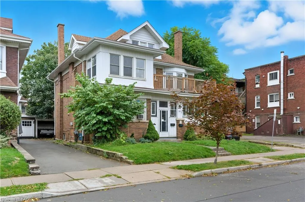 93 Barnesdale Boulevard