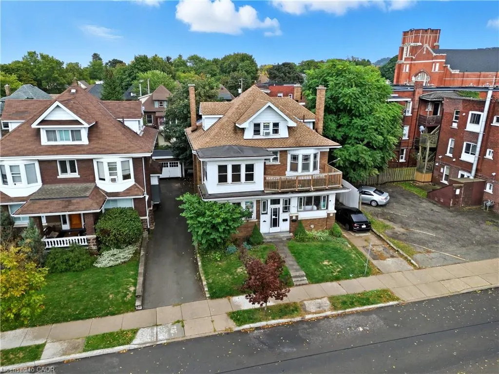 93 Barnesdale Boulevard