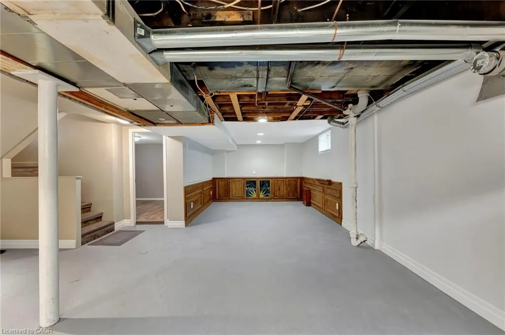 131 East 42nd Street