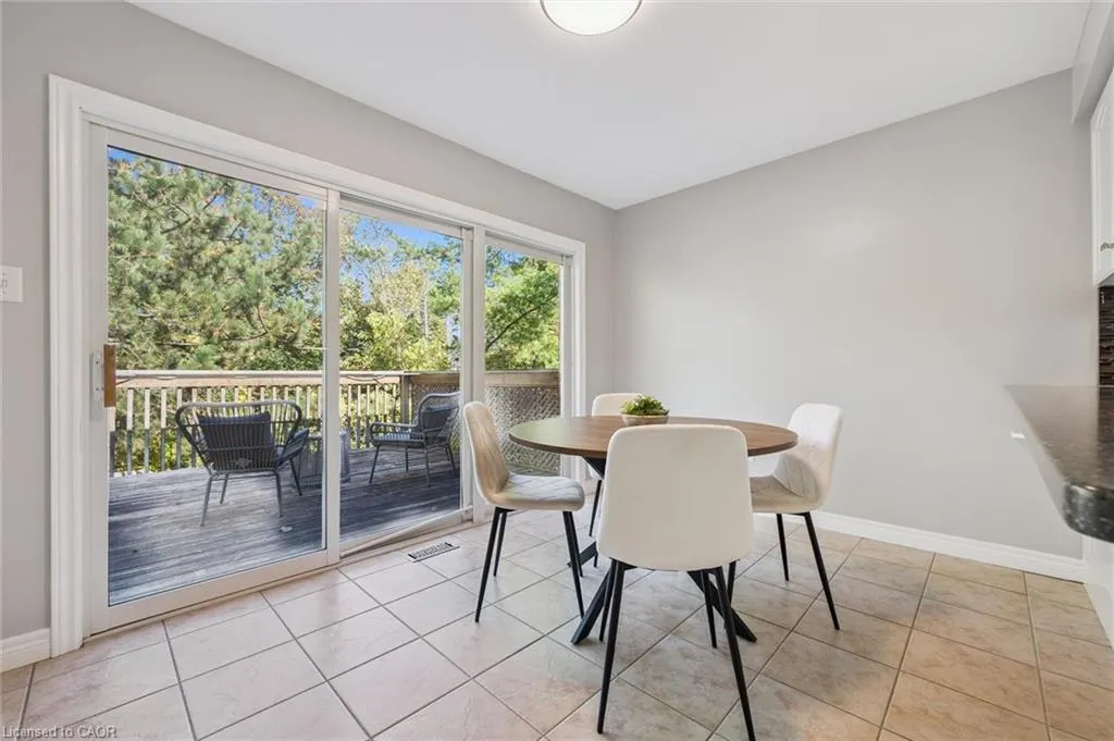 99 Schroder Crescent