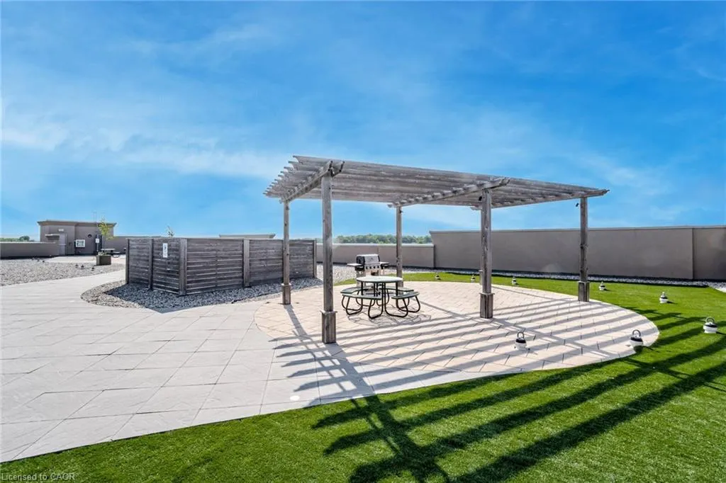 5317 Upper Middle Road, #112