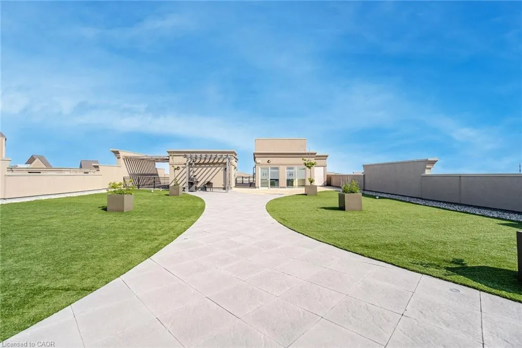 5317 Upper Middle Road, #112