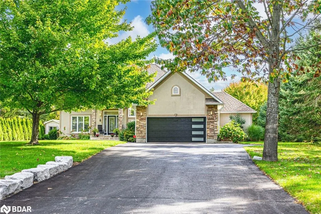 127 Goldfinch Crescent