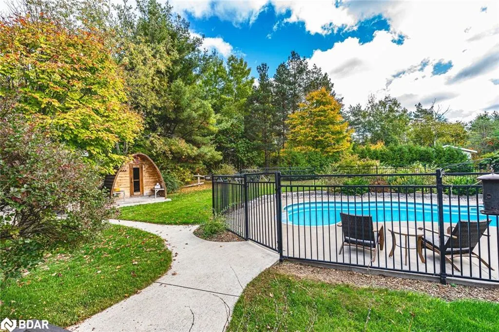 127 Goldfinch Crescent