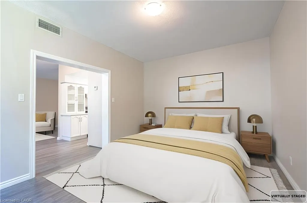200 Limeridge Road W, #105