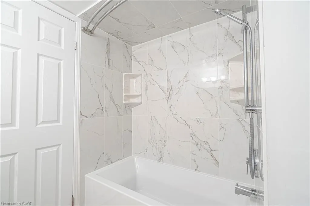 200 Limeridge Road W, #105