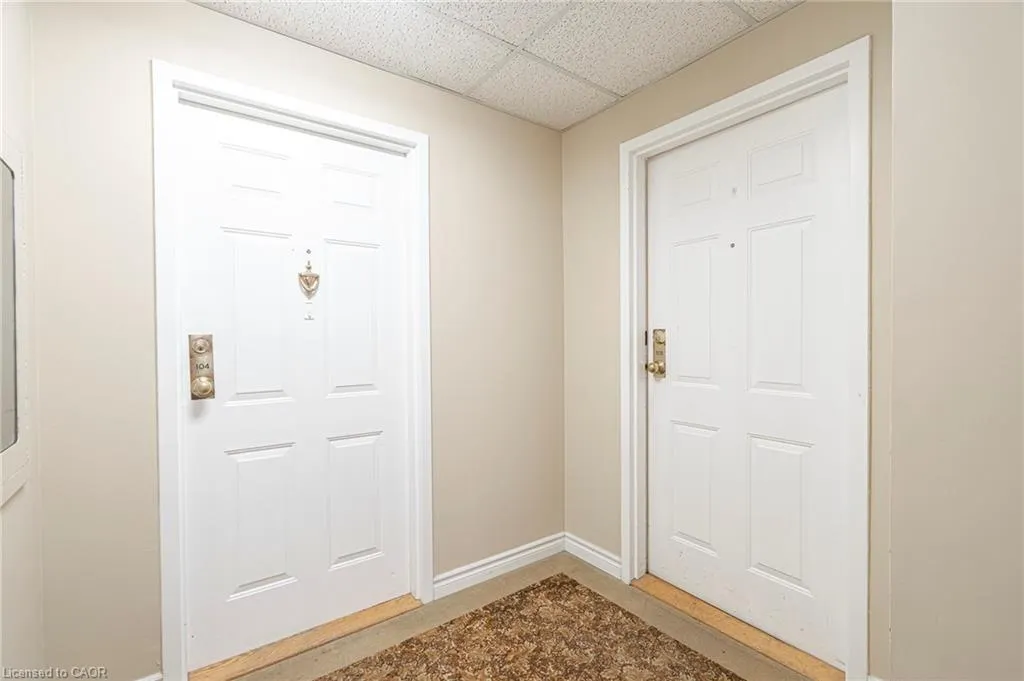 200 Limeridge Road W, #105