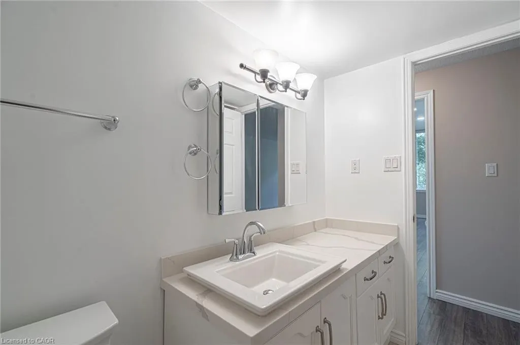 200 Limeridge Road W, #105