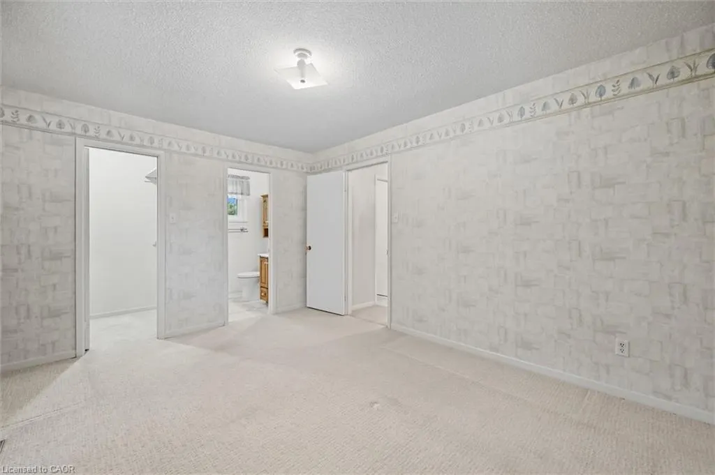 2400 Eaglesfield Drive