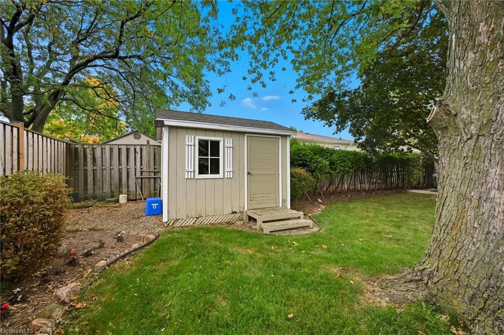 2400 Eaglesfield Drive