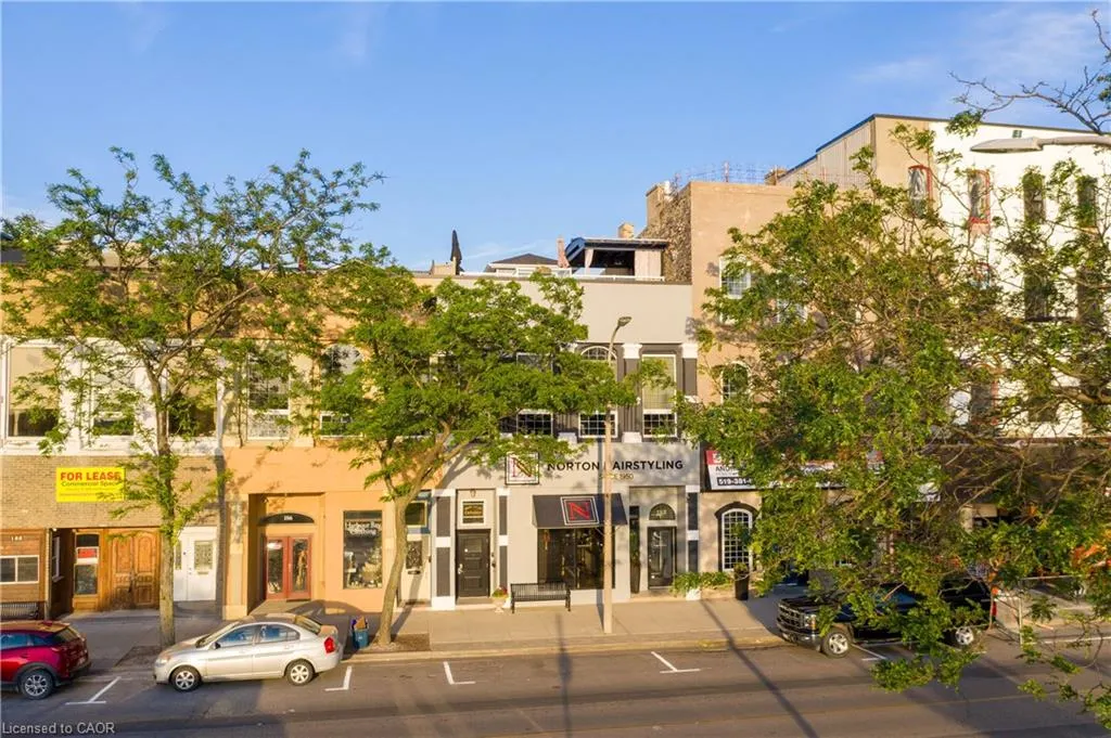 182 Front Street N, #UPPER