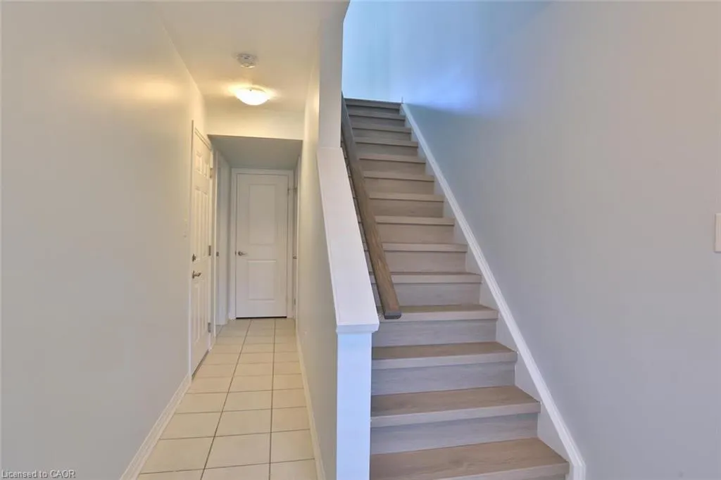 27 Ridgemount Street