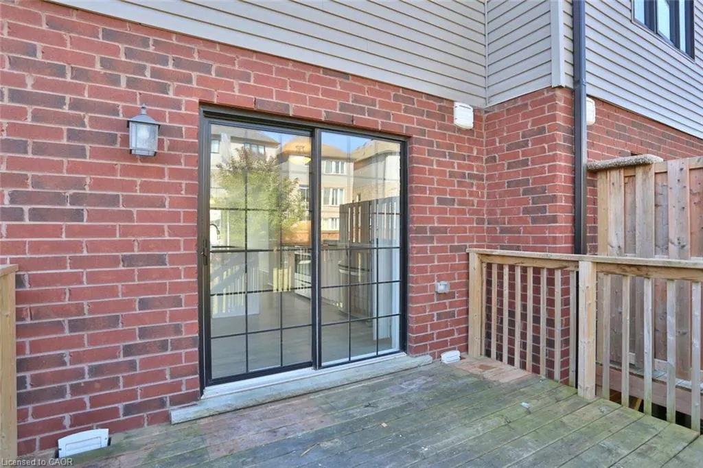 27 Ridgemount Street