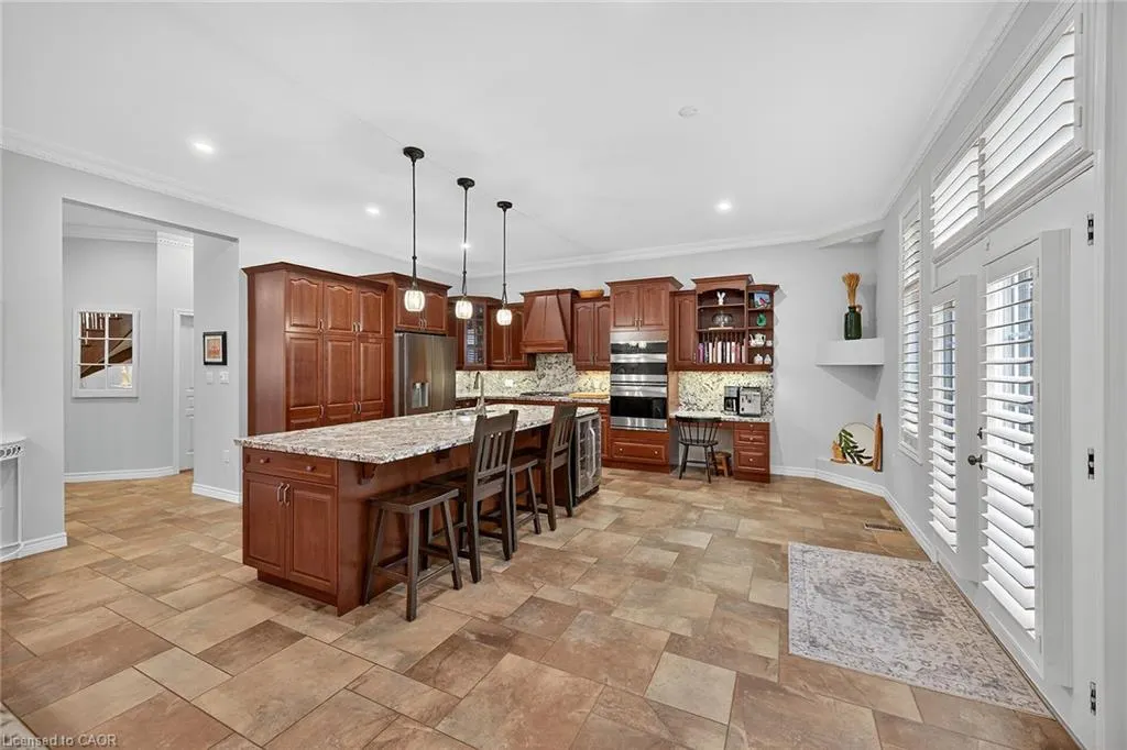 248 Cloverleaf Drive