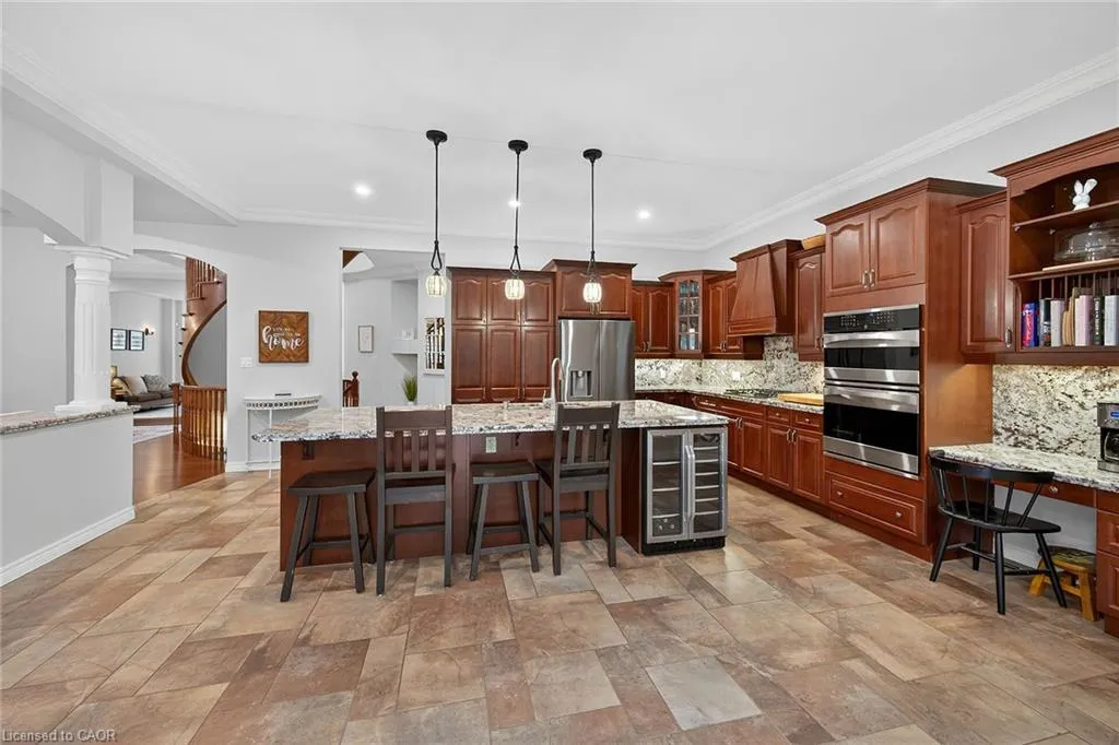 248 Cloverleaf Drive