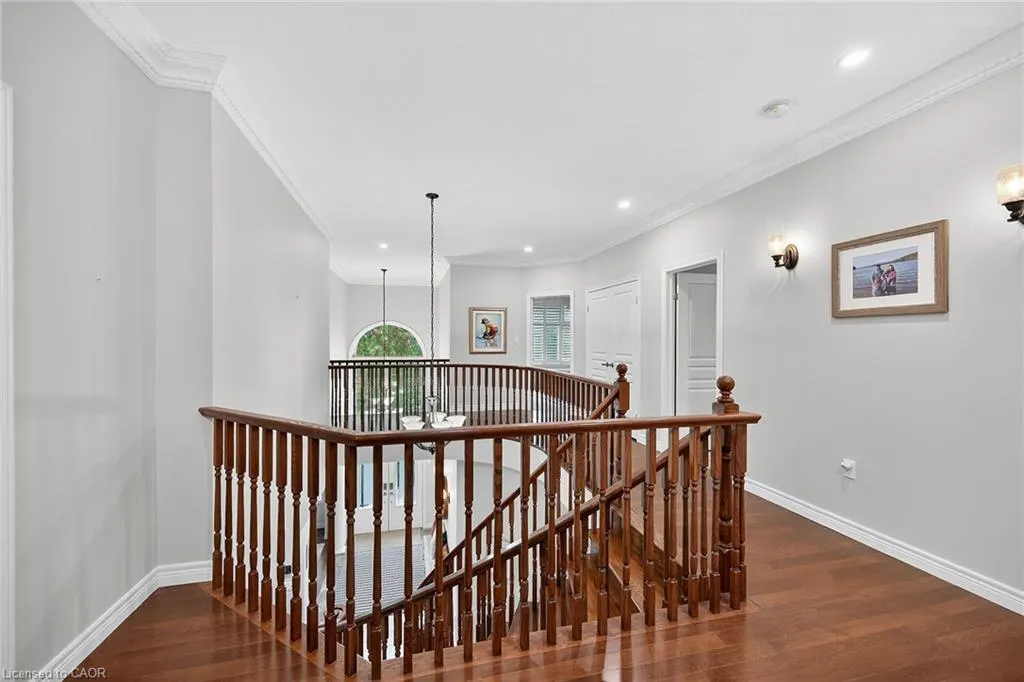 248 Cloverleaf Drive