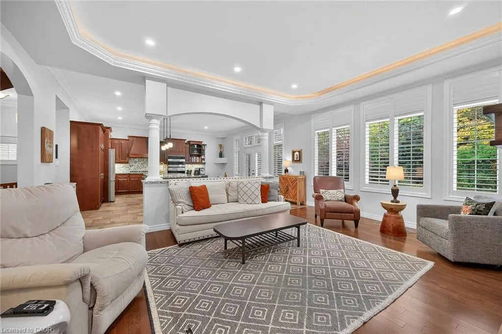 248 Cloverleaf Drive