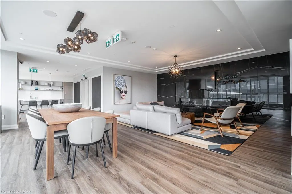 212 King William Street, #618