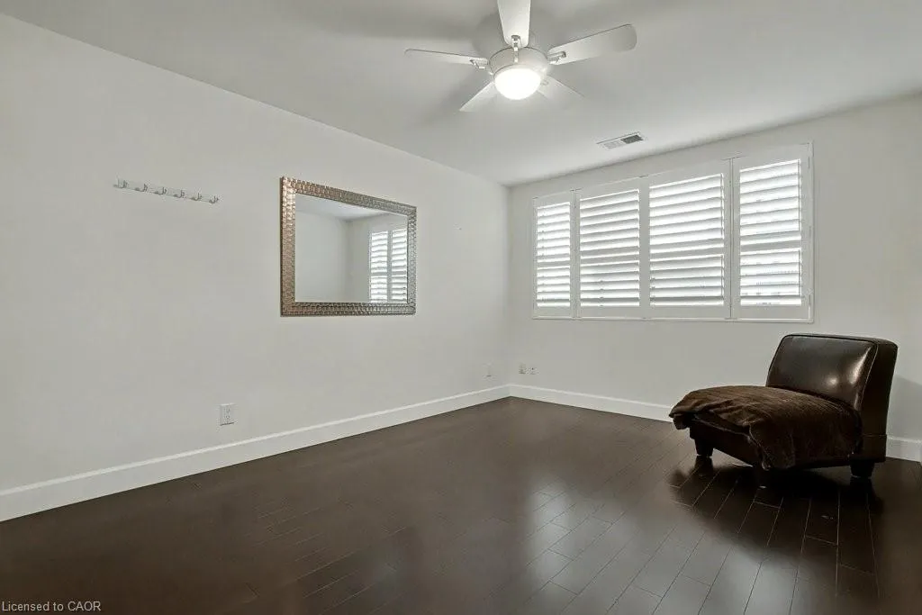 20 Ellen Street E, #203