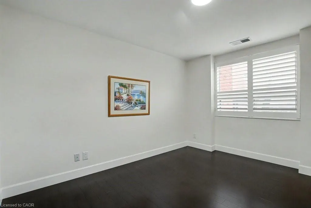 20 Ellen Street E, #203