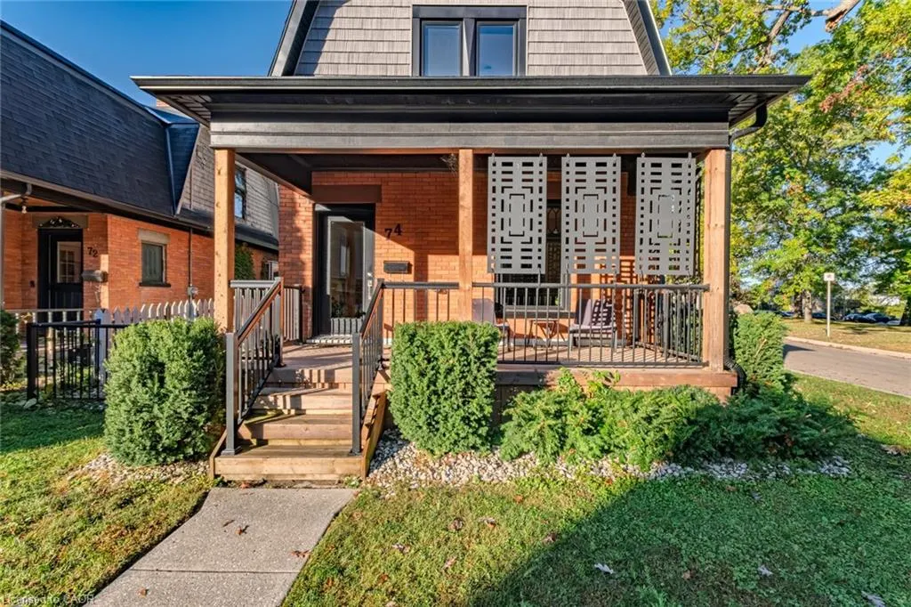 74 Lynnwood Avenue