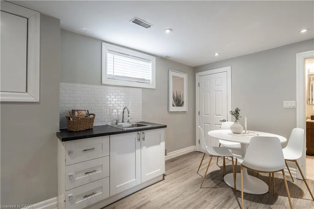 34 Briarwood Crescent, #Lower