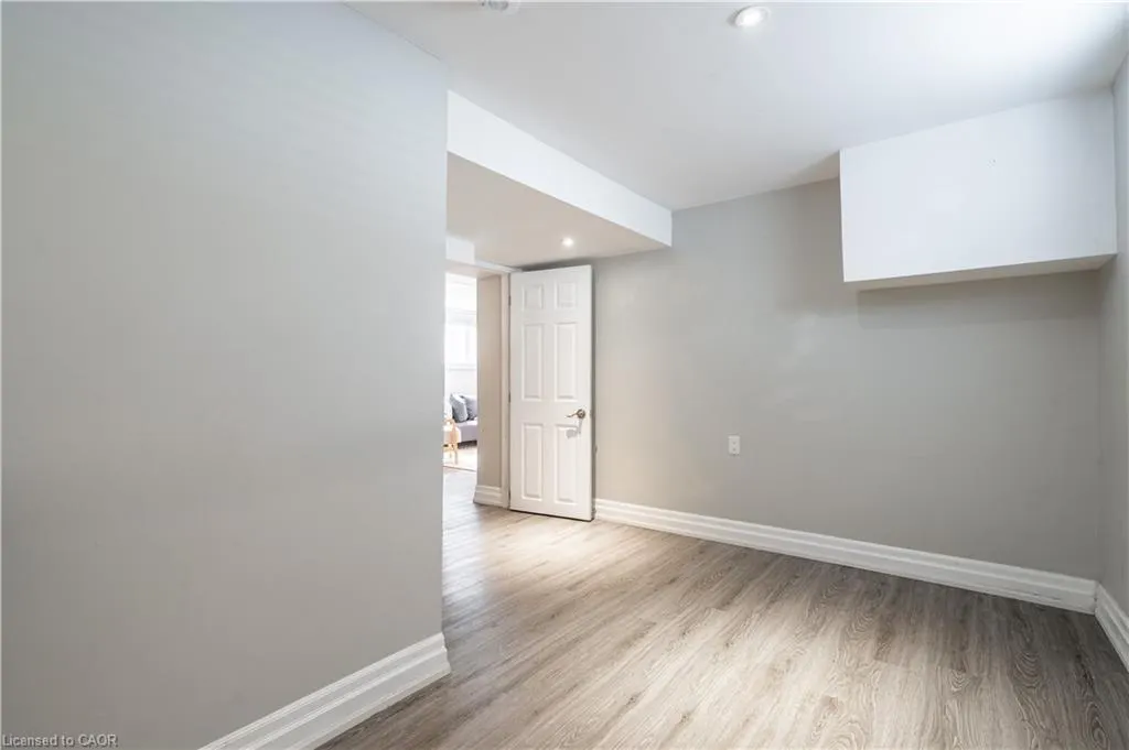 34 Briarwood Crescent, #Lower