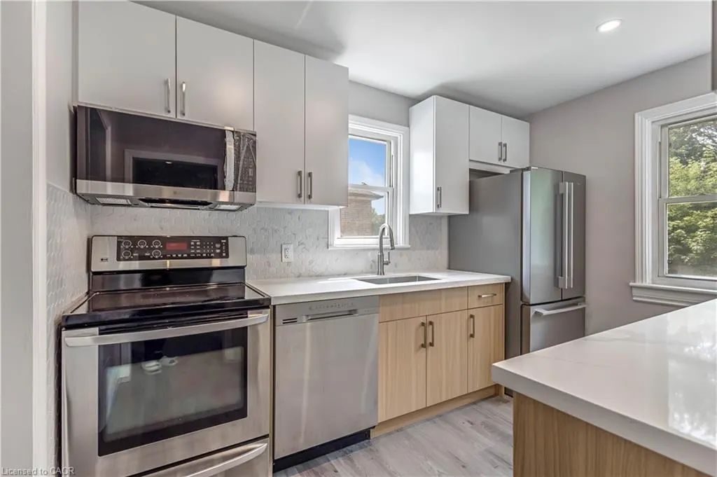 44 West 4th Street, #Upper Level