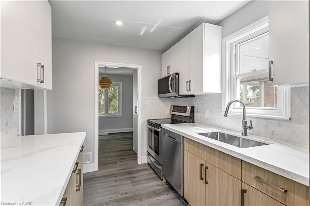 44 West 4th Street, #Upper Level