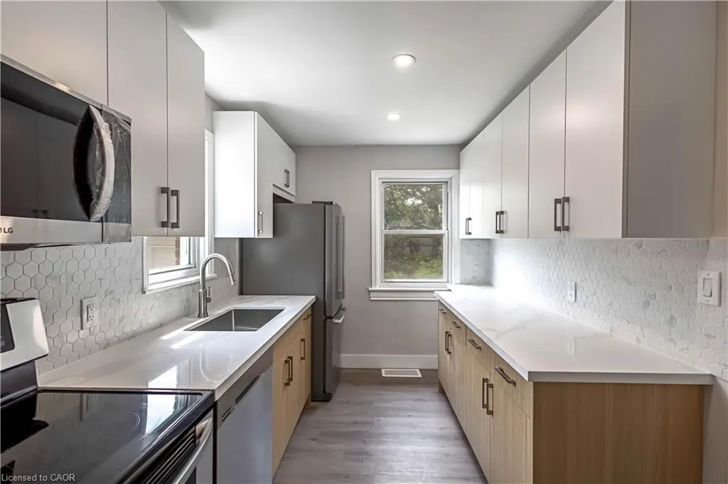 44 West 4th Street, #Upper Level