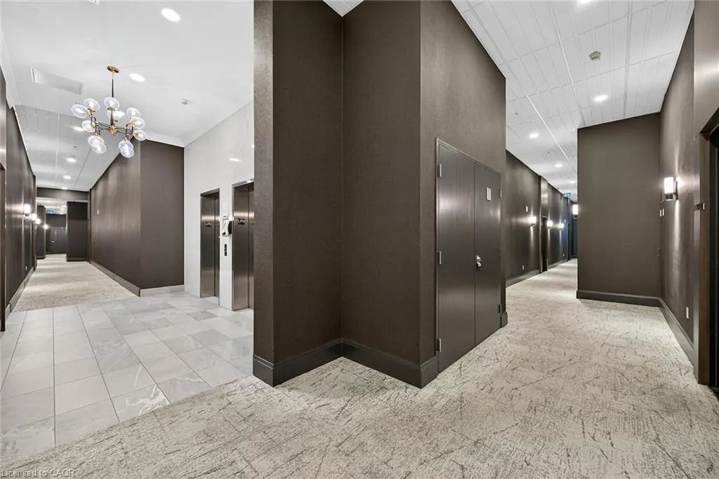 112 King Street E, #LPH6