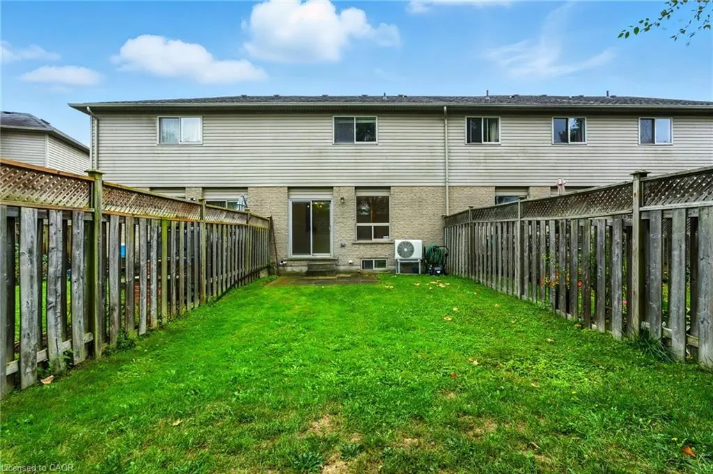39 Foxborough Drive
