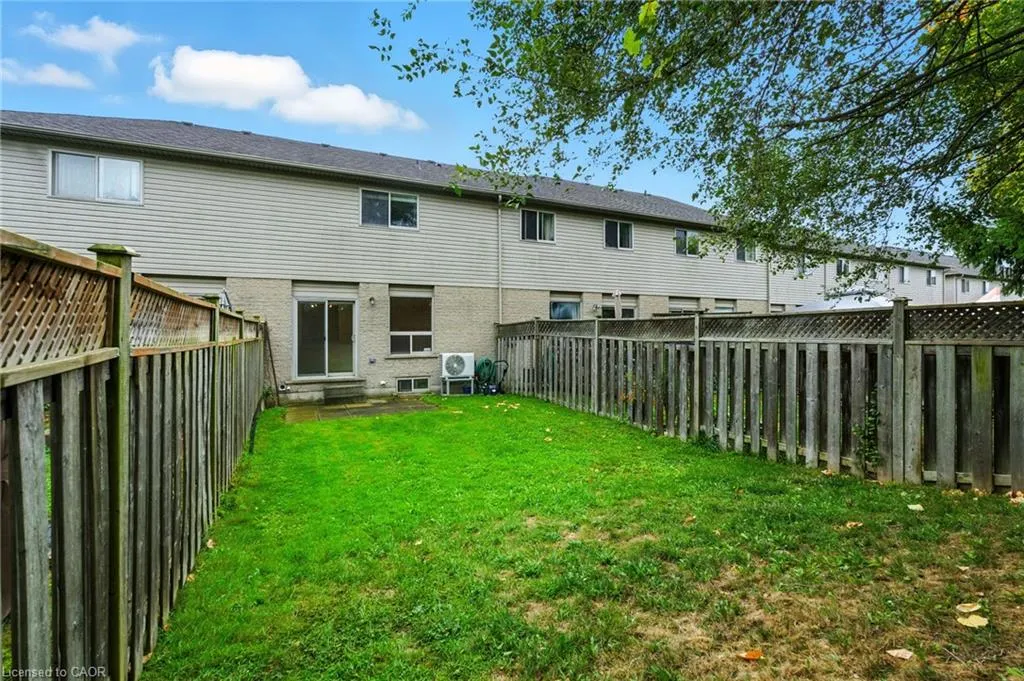 39 Foxborough Drive