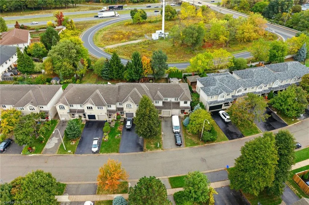 39 Foxborough Drive