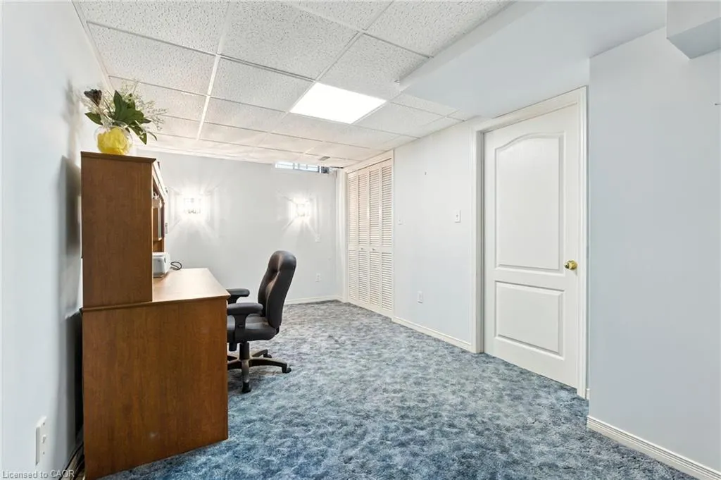 39 Foxborough Drive