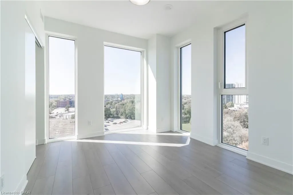 25 Wellington Street S, #1406