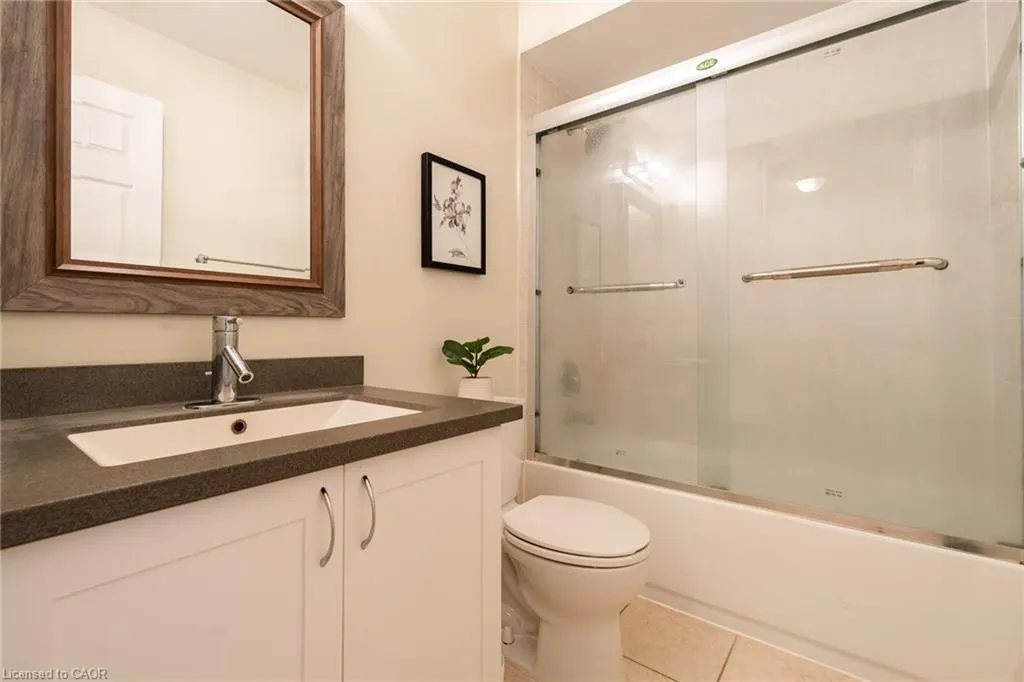 38 Archibald Mews