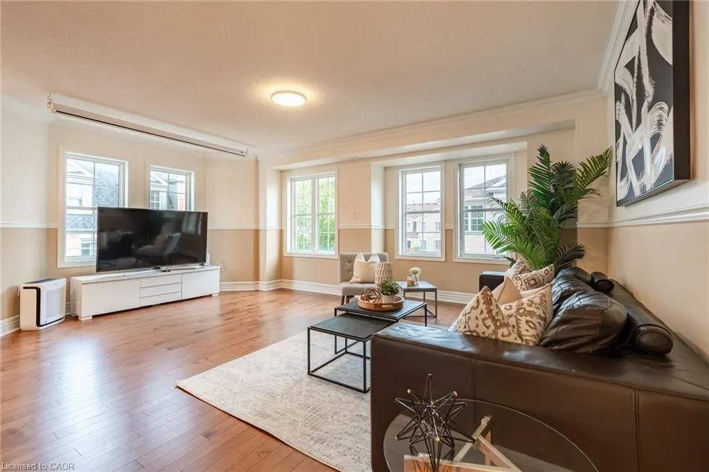 38 Archibald Mews