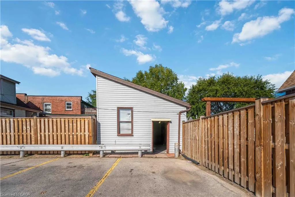 1501 Main Street E, #B