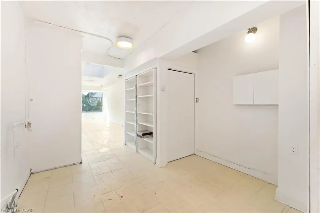 1501 Main Street E, #B