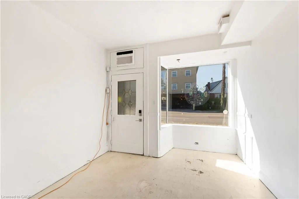 1501 Main Street E, #B