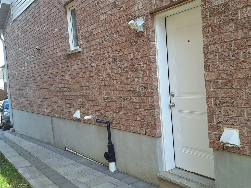 15 Spring Creek Street, #Basement