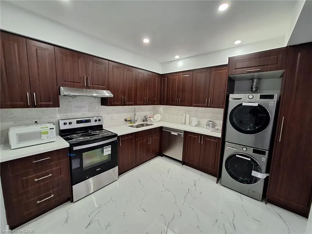 15 Spring Creek Street, #Basement